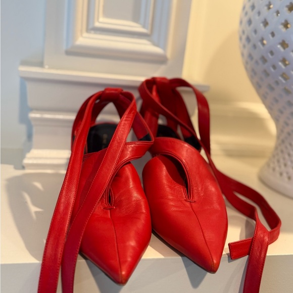 Chic Red Women's Shoes - Picture 6 of 17